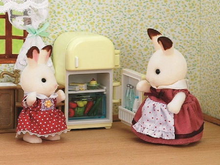 SYLVANIAN FAMILIES ZESTAW MAMĄ KRÓLIKÓW CZEKOLADOWYMI USZKAMI LODÓWKA 5014
