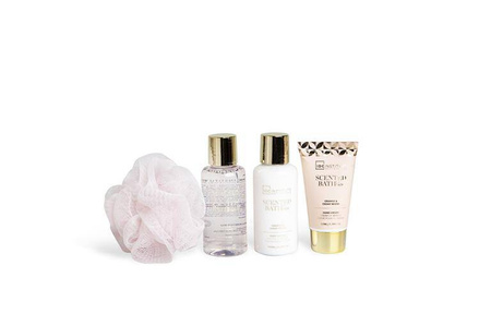 ZESTAW KOSMETYKÓW PREZENT ŚWIĄTECZNY DO CIAŁA I KĄPIELI SPA