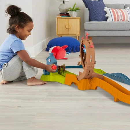 Fisher-Price Lokomotywa z napędem Tomek i Przyjaciele Pętla Plac Remontowy