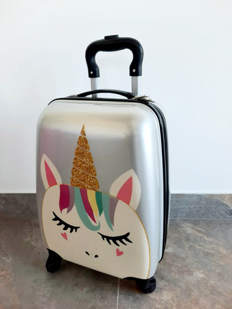 JEDNOROŻEC WALIZKA NA KÓLKACH DLA DZIECI KABINOWA BAGAŻ PODRĘCZNY 4 KÓLKA