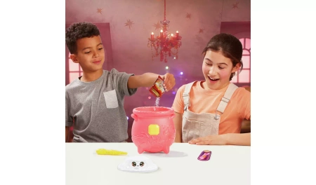MAGIC MIXIES Magiczny Kociołek Magia ognia Świeci Zmienia kolor Maskotka