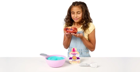 COOKEEZ MAKERY NALEŚNIKI Z PATELNIĄ PACHNĄCE MASKOTKA NIESPODZIANKA