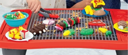 Play-Doh Ciastolina Wielki zestaw do Grillowania Grill i akcesoria E8742
