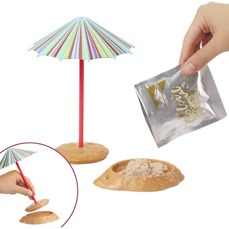 LALKA BARBIE Color Reveal Truskawka Pachnąca Pianą