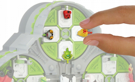 BEN 10 KOSMICZNA KOMNATA 4 FIGURKI KREACJI EPEE