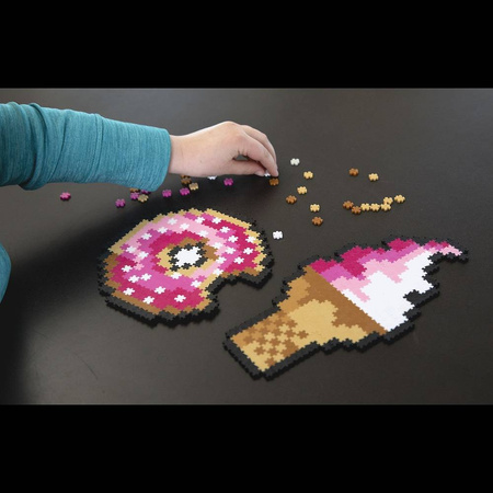 Puzzelki Pixelki Jixelz Słodkości 700 el. Pączek