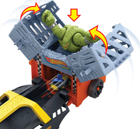 HOT WHEELS TRANSPORTER BATMAN LAWETA TOR WYŚCIGOWY WYRZUTNIA AUTKA HXN21