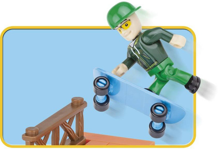 KLOCKI ACTION TOWN MEGA SZALONY SKATEPARK 500 el.