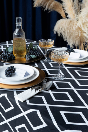 OBRUS NA STÓŁ CZARNY BIAŁY BAWEŁNA 140X240