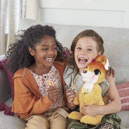 Interaktywny kangur Mama Josie FurReal E6724