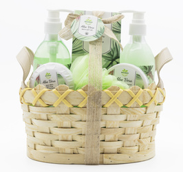 BCS KOSZ ZESTAW PREZENTOWY ŚWIĄTECZNY KOSMETYKÓW CIAŁA KĄPIELI ŚWIĘTA