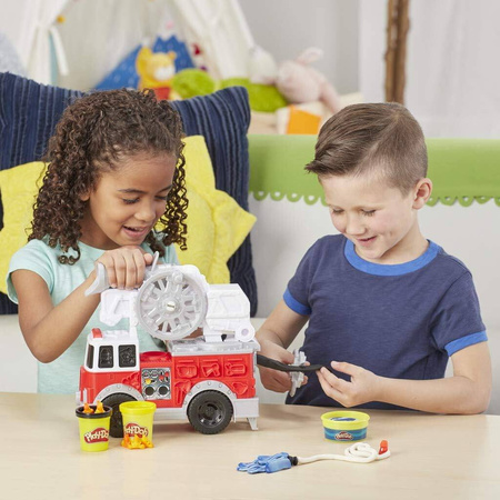 Play-Doh zestaw ciastolina Wóz Strażacki E6103