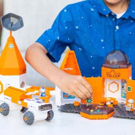 STACJA KOSMICZNA GRA INTERAKTYWNA PLANETARIUM EDUKACYJNA CIRCUIT EXPLORER