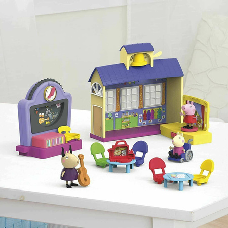 HASBRO Świnka Peppa SZKOŁA PEPPY Mówi DŹWIĘK F2166