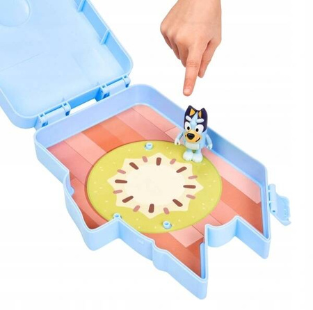 BLUEY PRZENOŚNA WALIZKA Z FIGURKAMI FIGURKI 17383