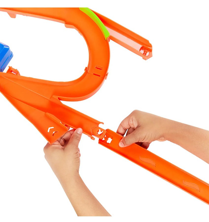 HOT WHEELS STUNT TRUCKS Powietrzna kraksa + autko, zestaw dla dzieci +5