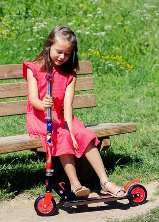 BIEDRONKA I CZARNY KOT HULAJNOGA DWUKOŁOWA 2-KOŁA