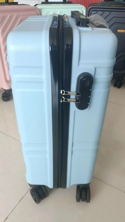 WALIZKA KABINOWA MŁODZIEŻOWA DLA NASTOLATKI BAGAŻ PODRĘCZNY PODRÓŻNA