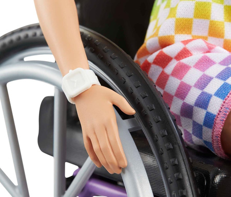 Lalka Barbie Fashionistas Na wózku HJT13