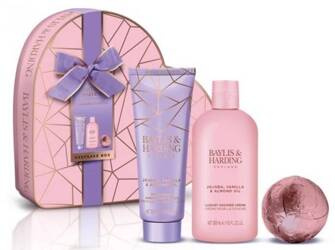 ZESTAW PREZENTOWY SERCE KOSMETYKI KĄPIELI I CIAŁA Walentynki